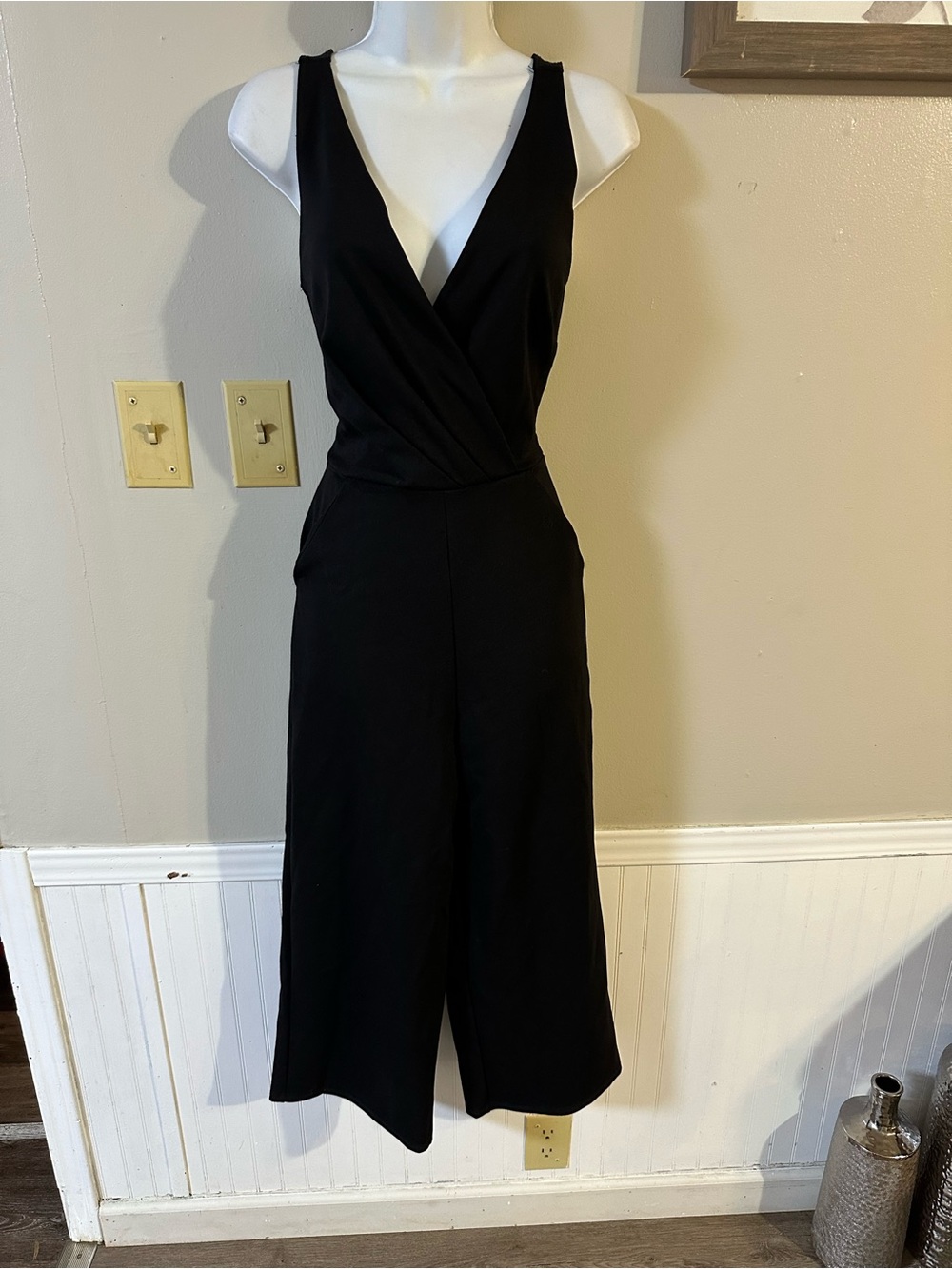 Rolla Coster Black Sleeveless V-Neck Jumpsuit